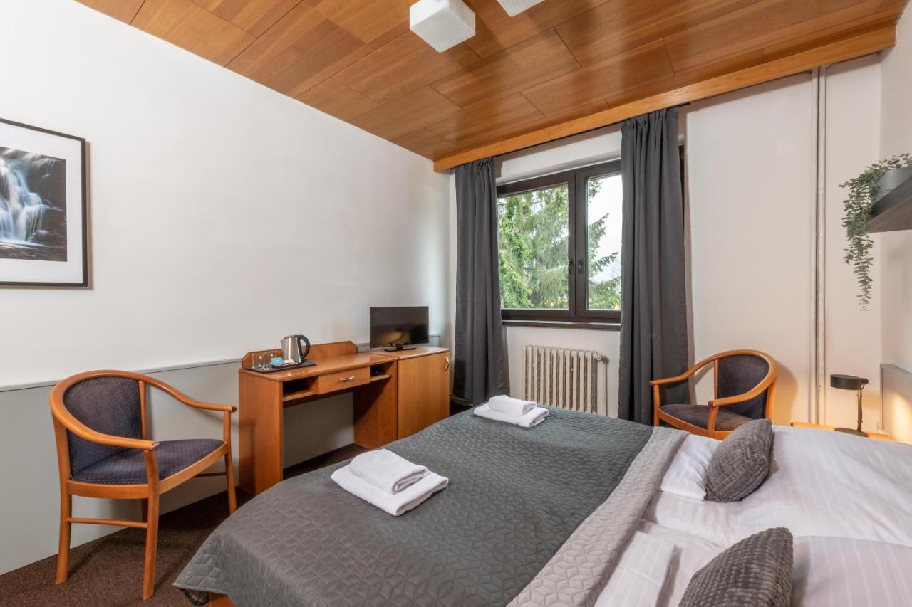 Wellness Hotel Sedy Vlk Harrachov Bagian luar foto
